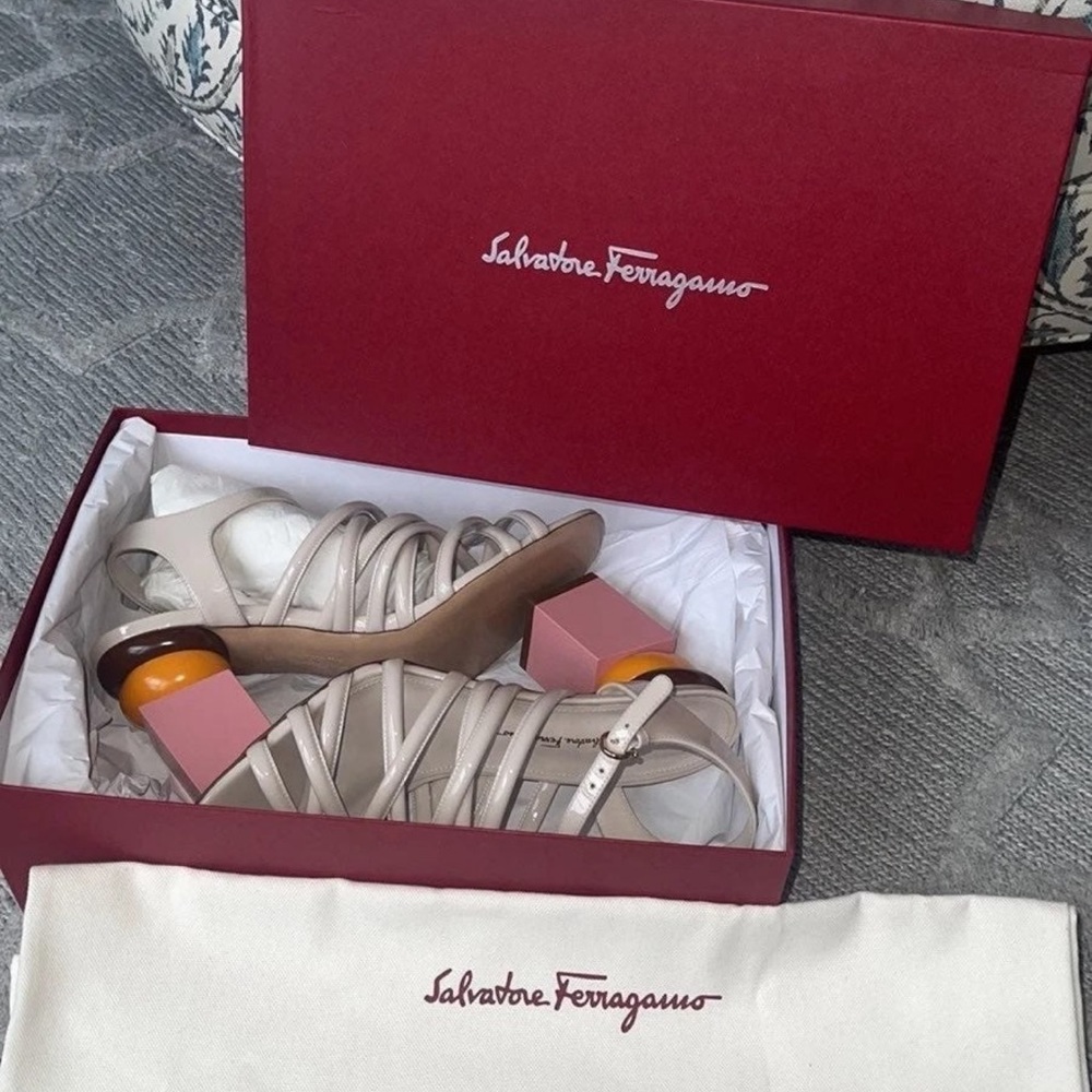 NWT Salvatore Ferragamo sandal